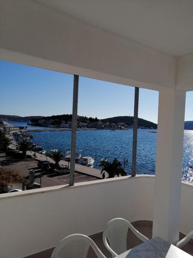 Apartments Marija - By The Sea ロゴズニッツァ エクステリア 写真